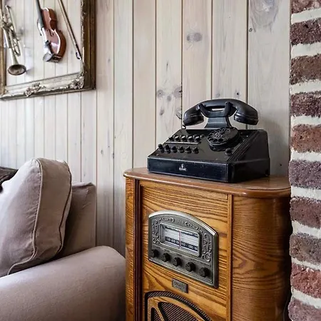 Vakantiehuis Les Annees Platine- Rochefort