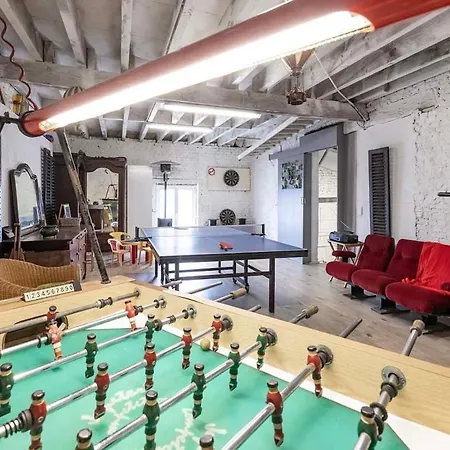 Vakantiehuis Les Annees Platine- *