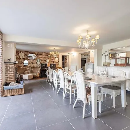 Vakantiehuis Les Annees Platine- *